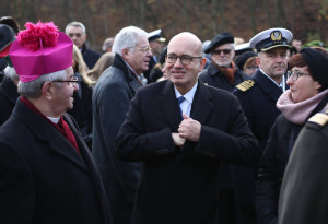 Arcybiskup Metropolita Sławoj Leszek Głódź i Ambasador Francji w Polsce Pierre Lévy 